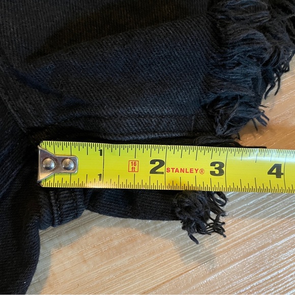 Wild Fable Highest Rise Black Cut Off Shorts Size 2 Denim Distressed Accents - Picture 8 of 9